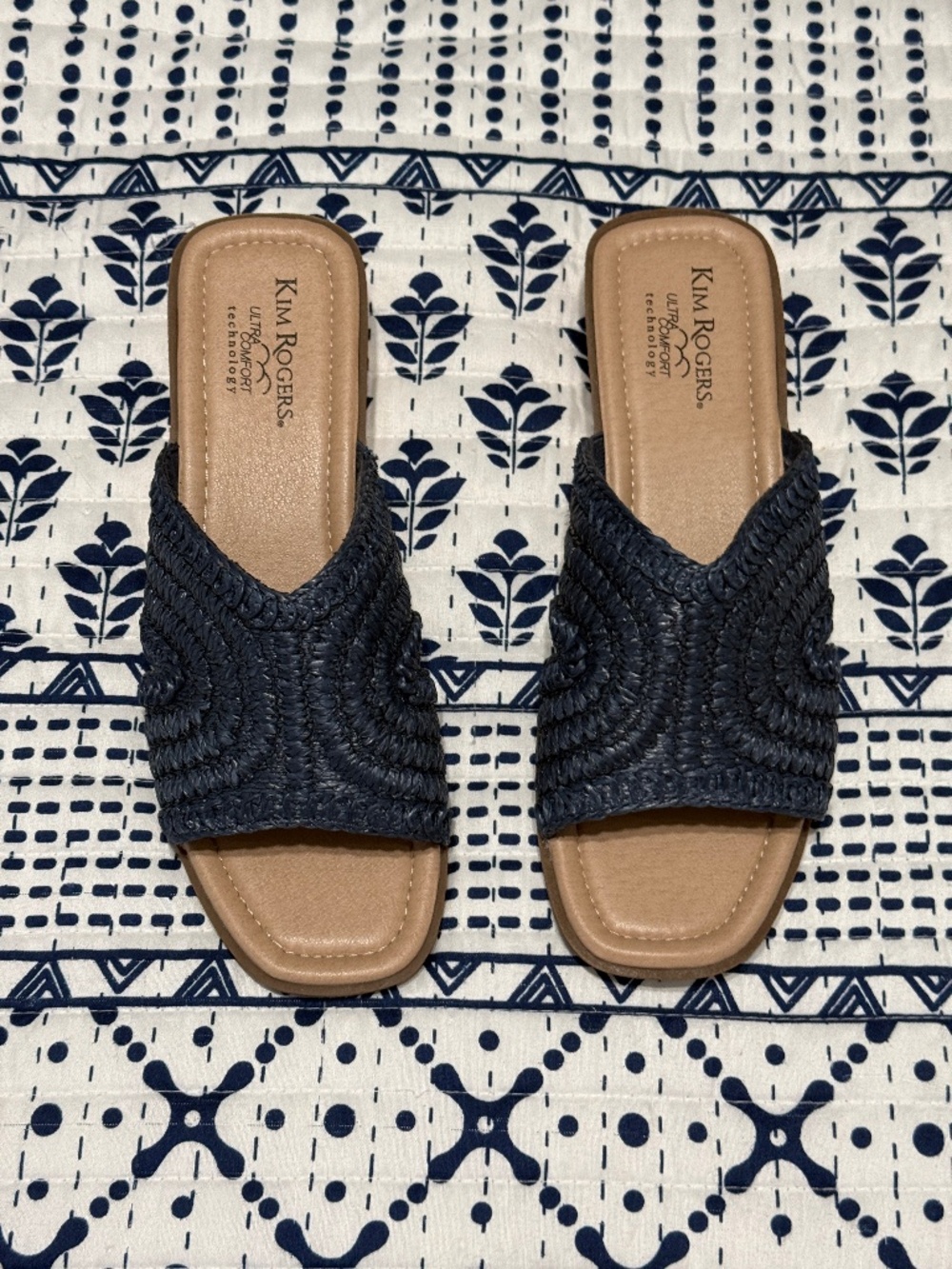 Kim Rogers Ultra Comfort tech size 9 Navy